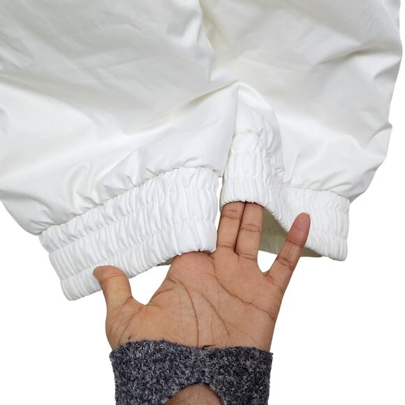 Vintage 80's/90'sWomen's Forte All White One Piece Ski Snowsuit Modern size 8/10 - Picture 5 of 12